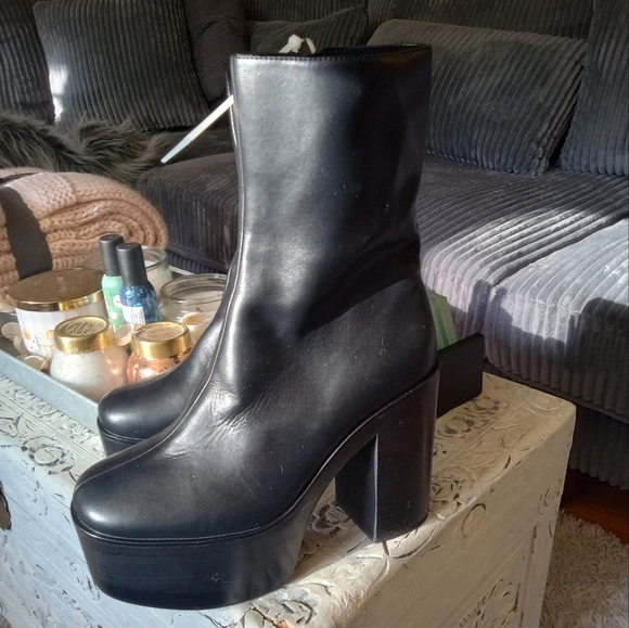 🆕⭐ Jeffrey Campbell black double platform boots - Picture 10 of 14